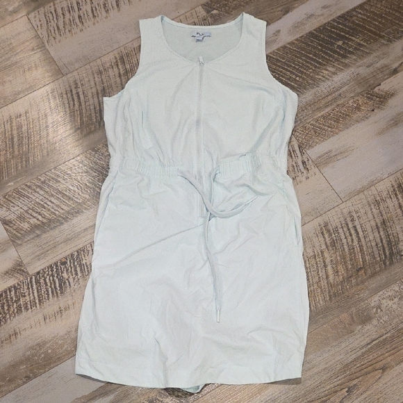 Athletic Dress - Picture 2 of 8